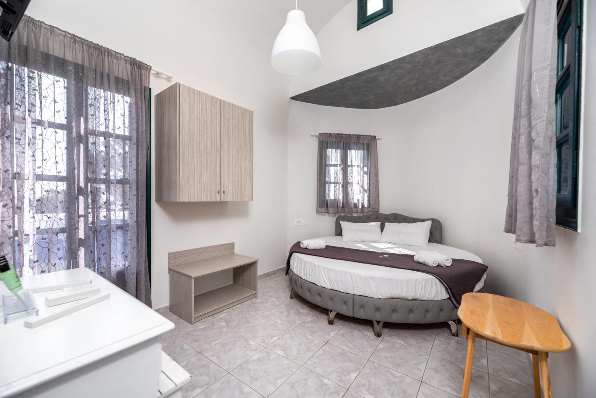 Villa Anemomilos Perissa ภายนอก รูปภาพ