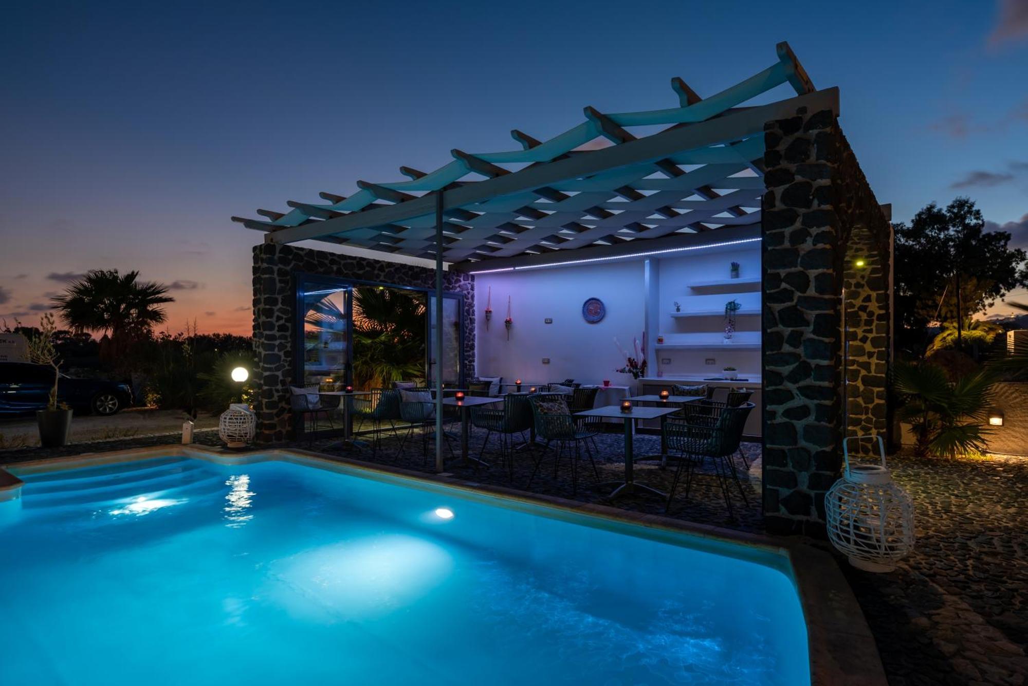 Villa Anemomilos Perissa ภายนอก รูปภาพ